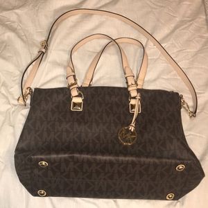 EUC Michael Kors Jet Set Travel Tote